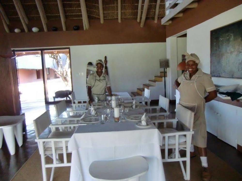 Zebras Crossing Private Game Lodge Modimolle Eksteriør billede
